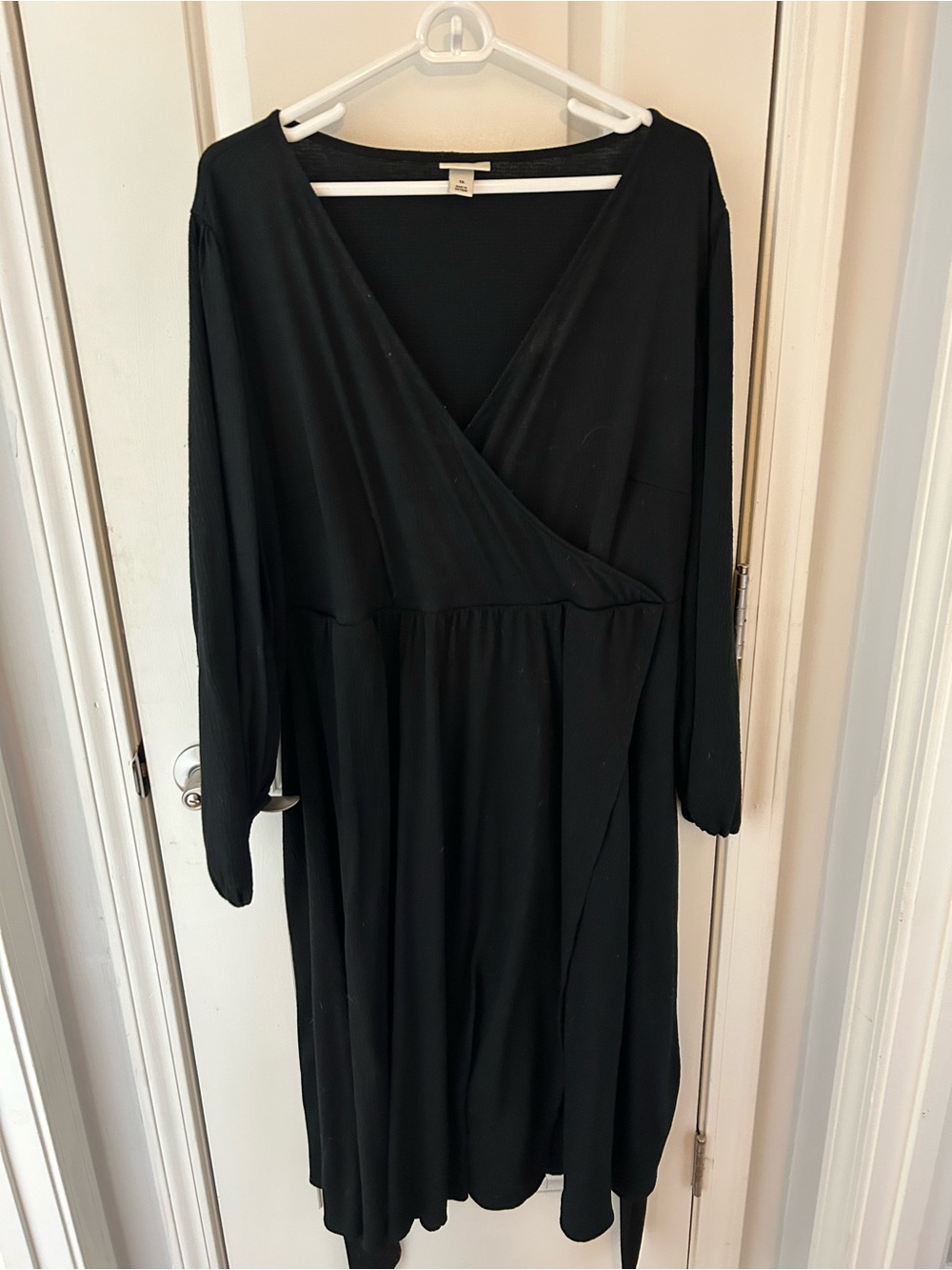 Ava & Viv Black Long-Sleeve Wrap Dress